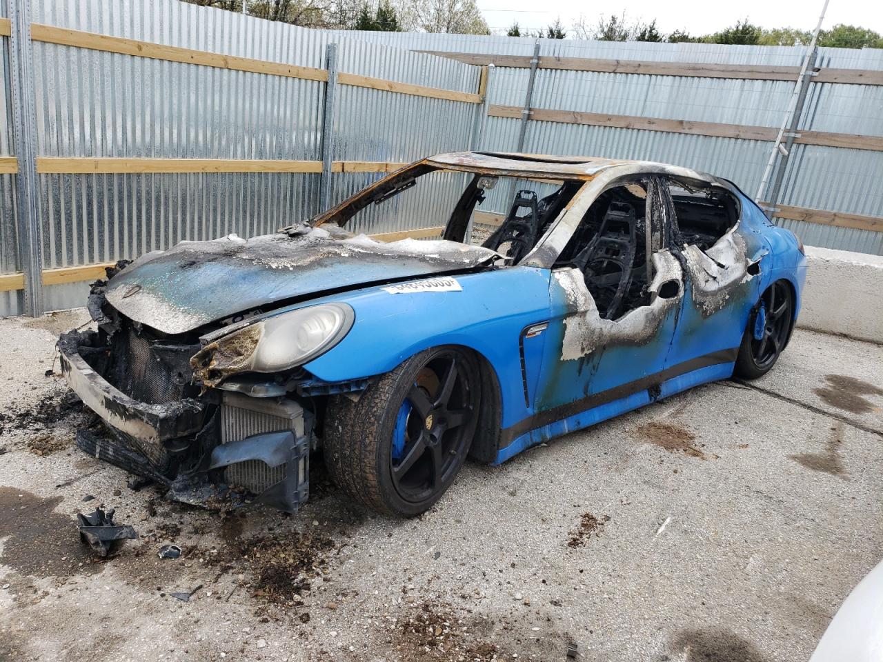 PORSCHE PANAMERA TURBO