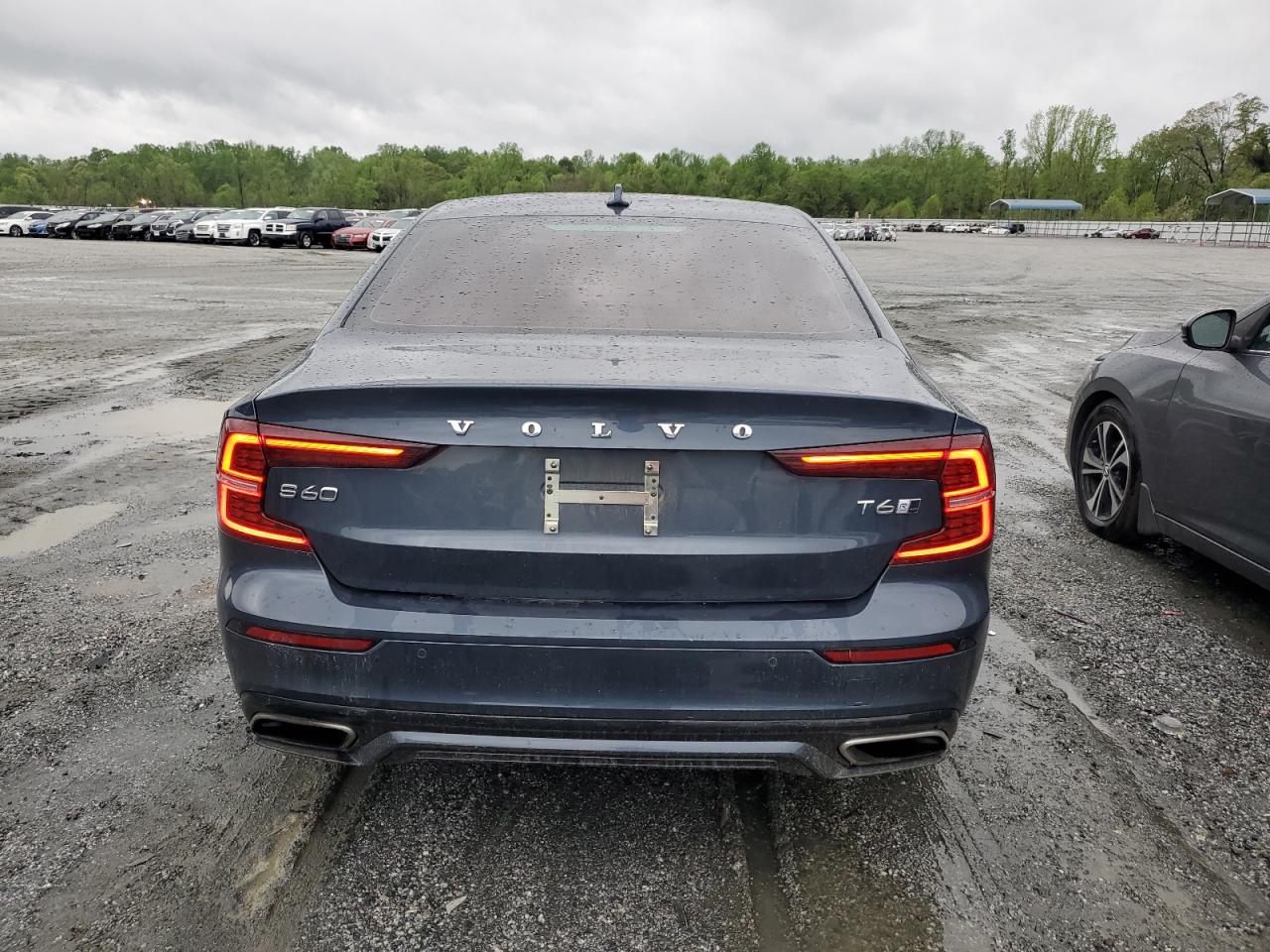 VOLVO S60 T6 R-DESIGN