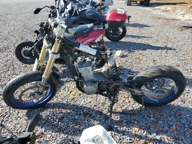 2017 SUZUKI DR-Z400 SM - JS1SK44A8H2101634