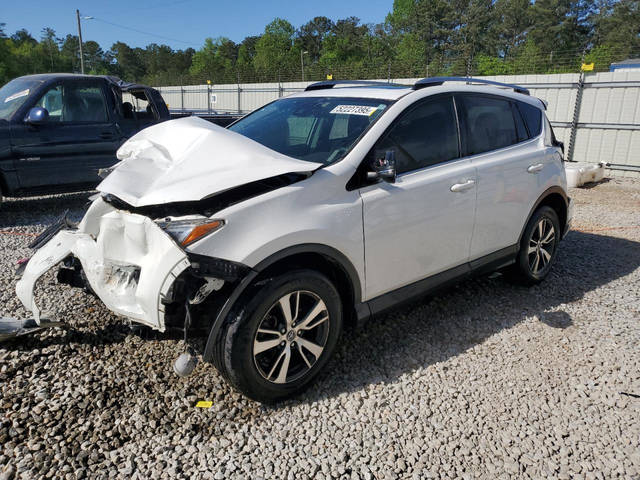 TOYOTA RAV4 XLE