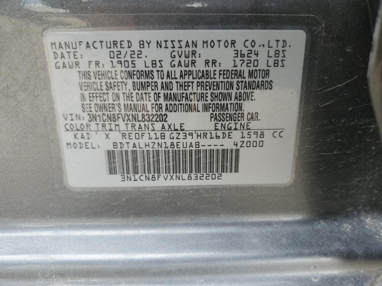 Nissan Versa sr 2022