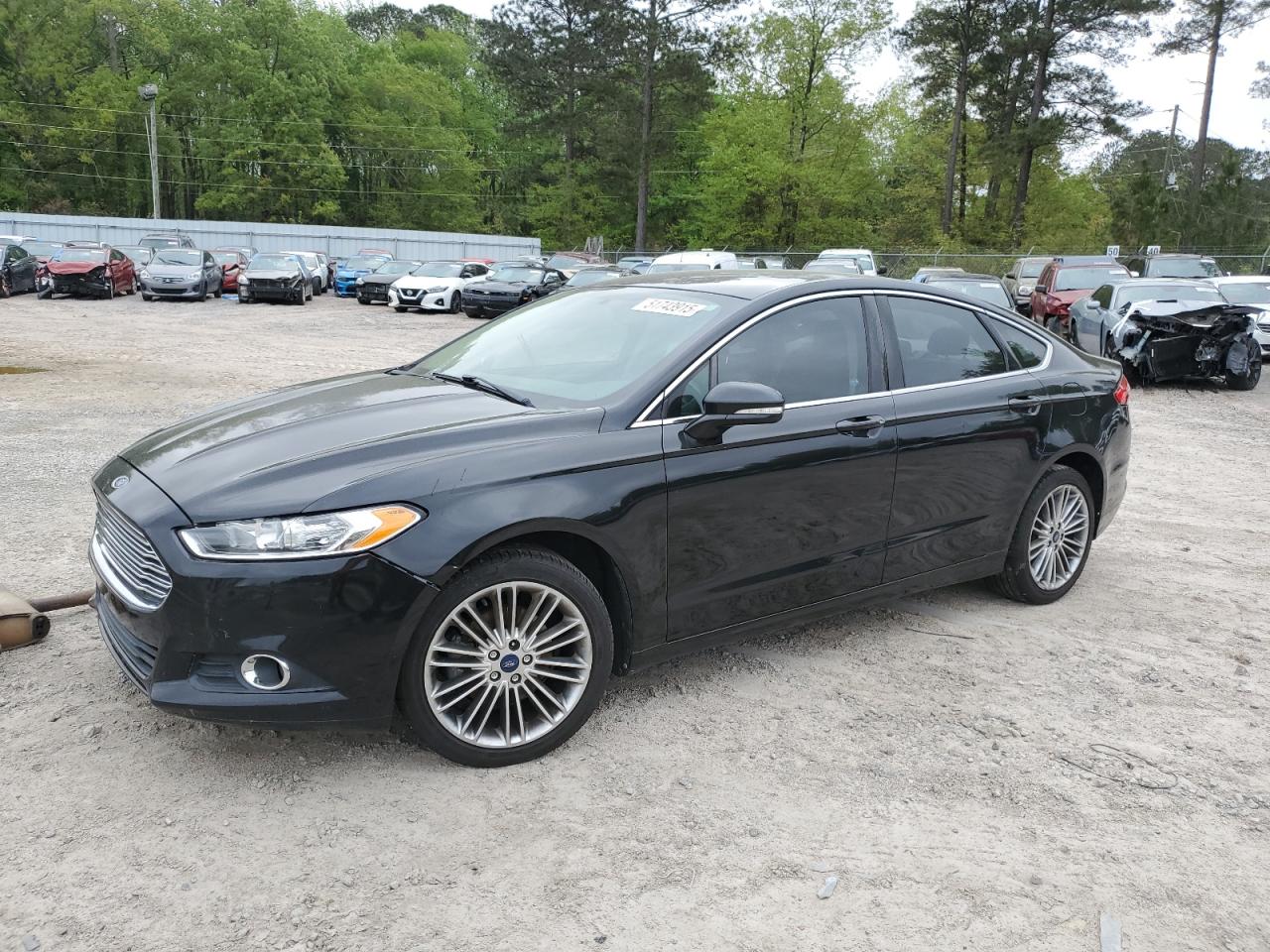 FORD FUSION SE
