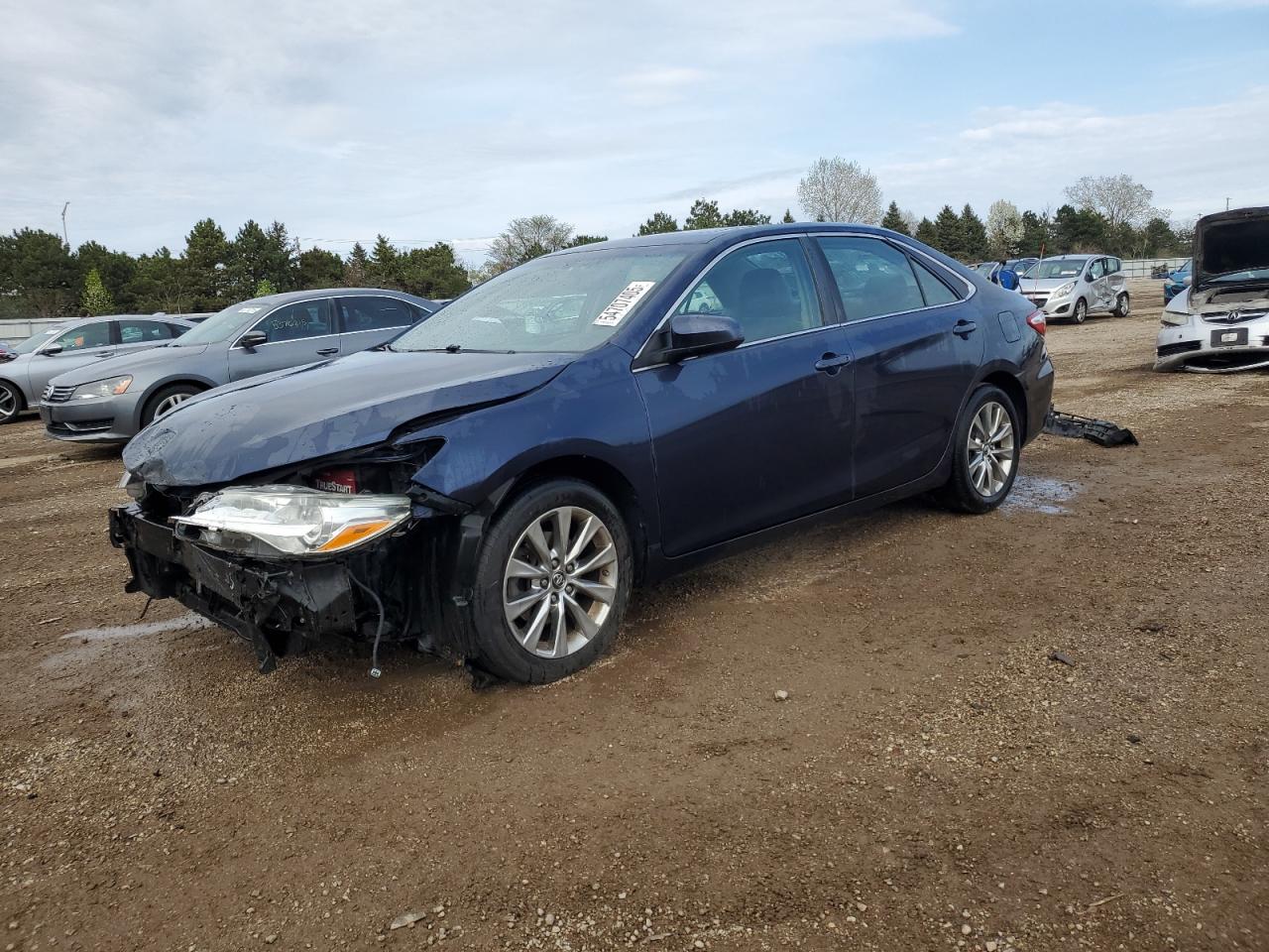 TOYOTA CAMRY LE