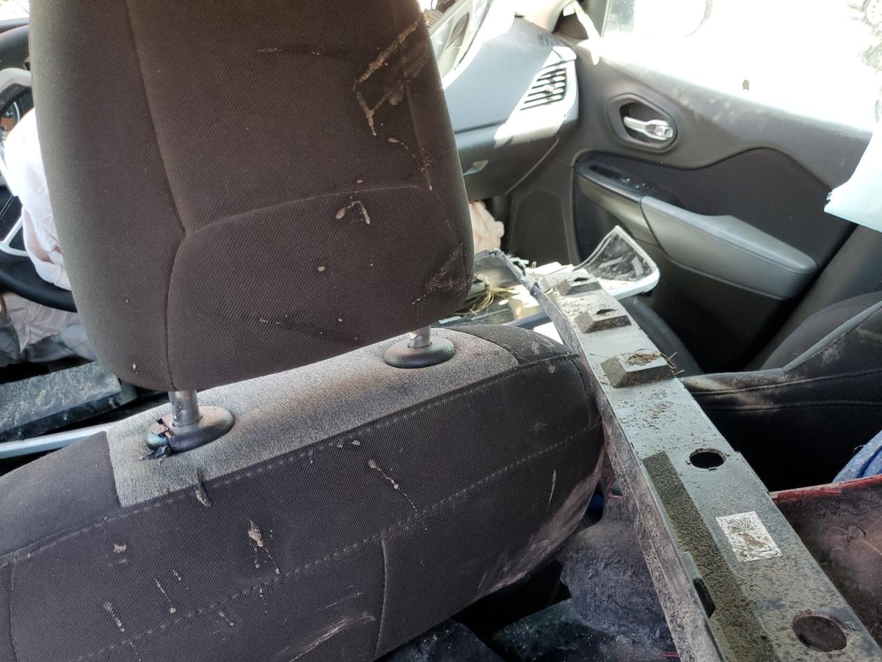 JEEP GRAND CHEROKEE SPORT