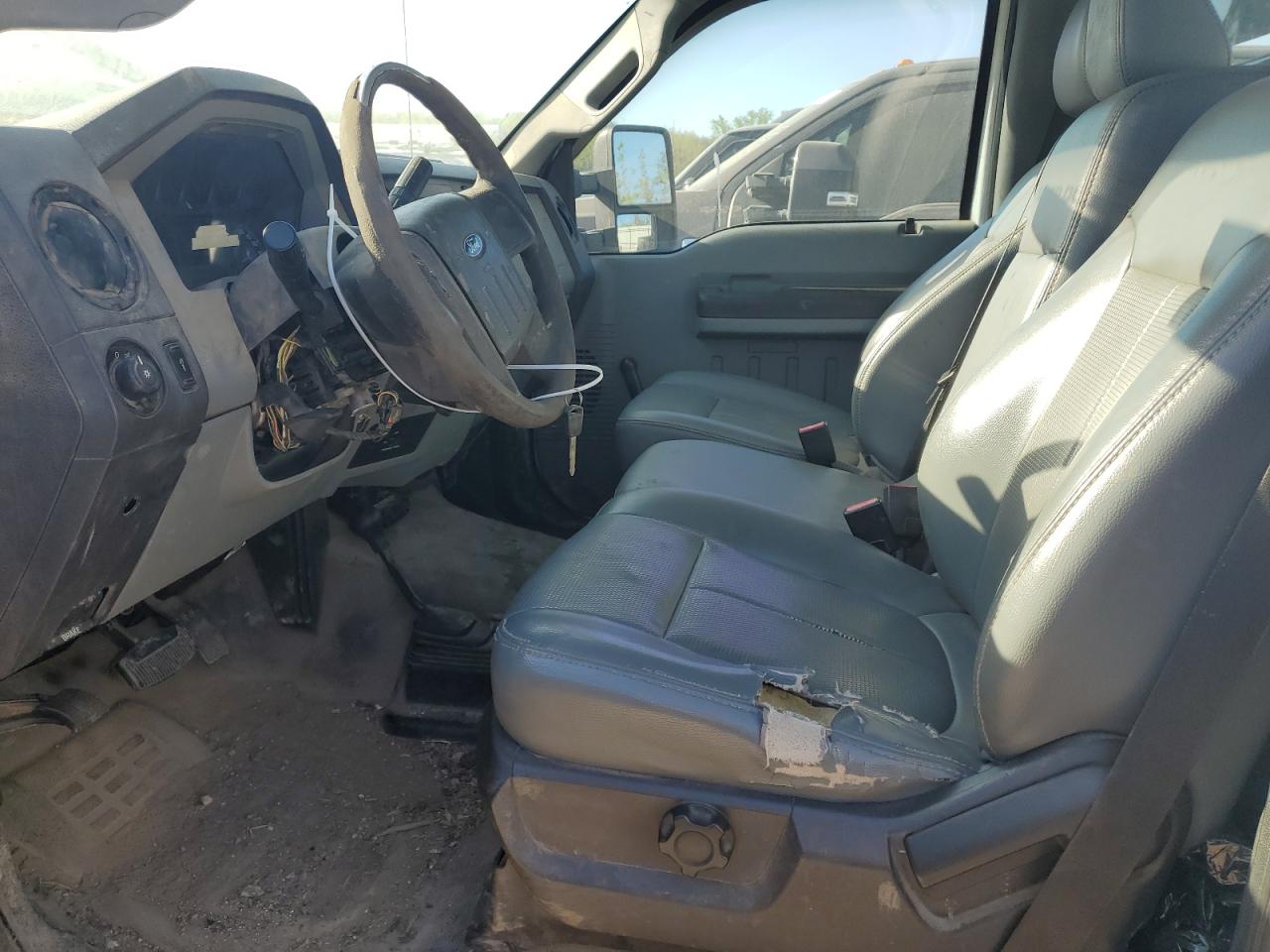 FORD F-550 SUPER DUTY