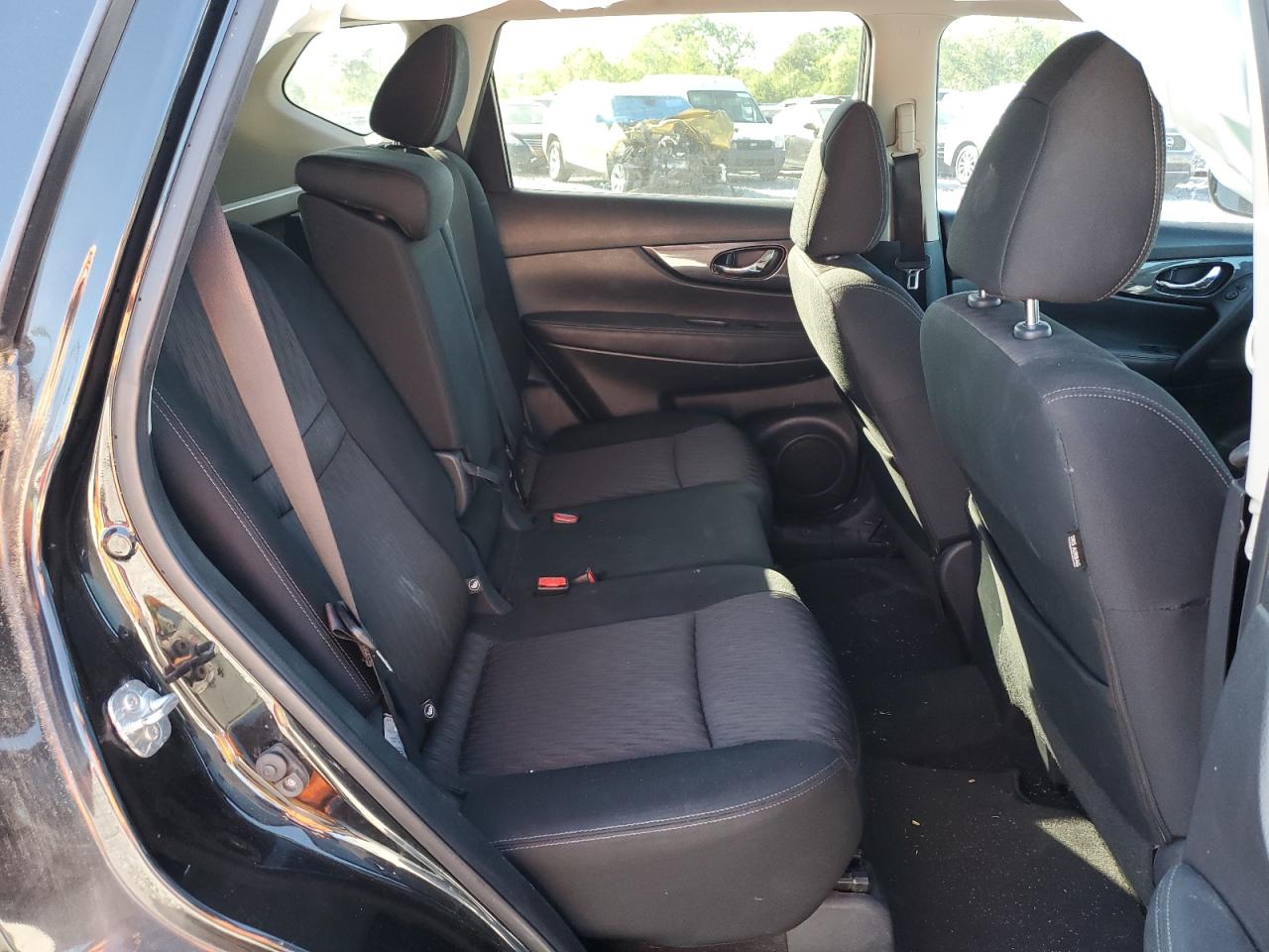 Nissan Rogue s 2018