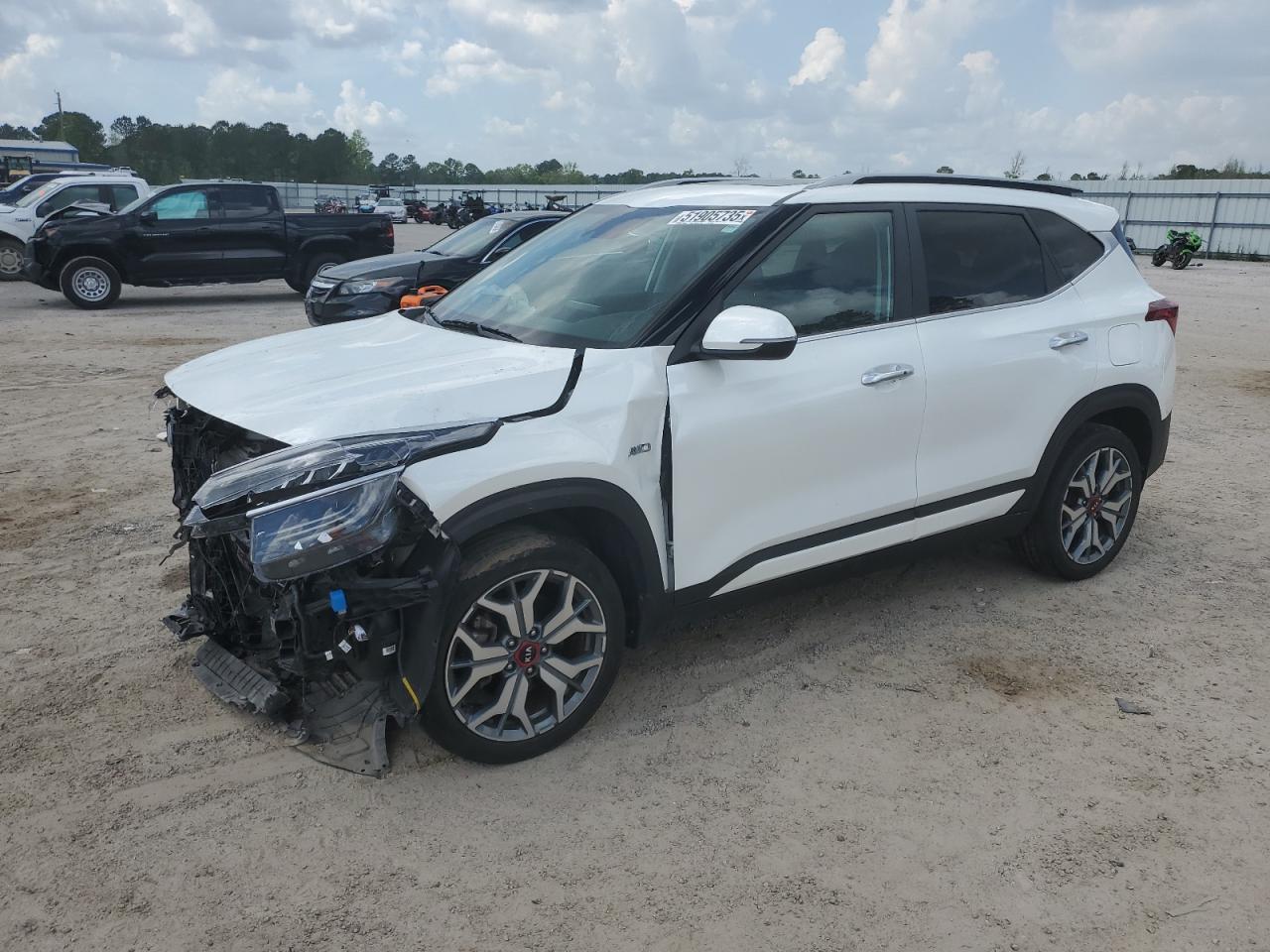 KIA SELTOS SX