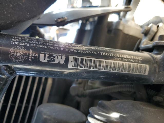 2011 HARLEY-DAVIDSON FLHTCU 1HD1FC414BB671863