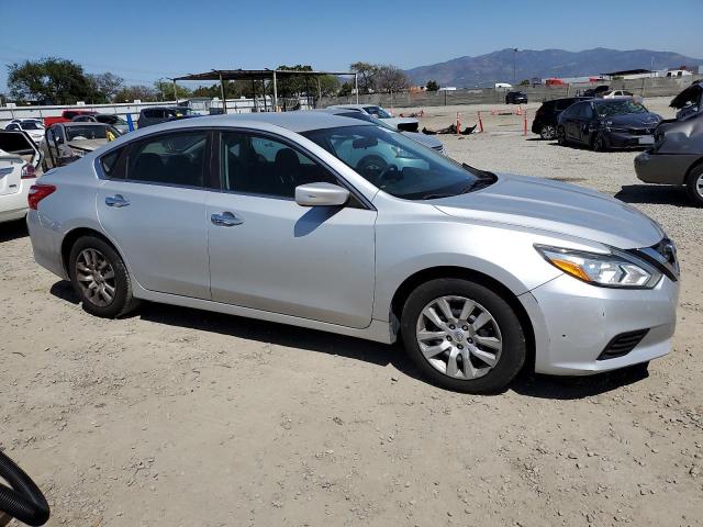 Vin: 1n4al3ap8hn353521, lot: 51876675, nissan altima 2.5 20174