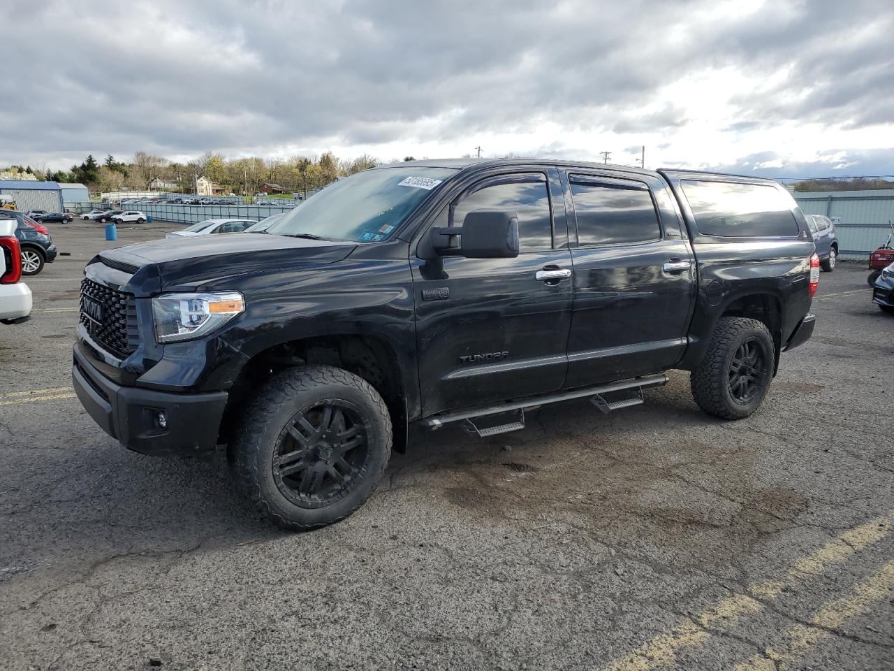 TOYOTA TUNDRA CREWMAX LIMITED
