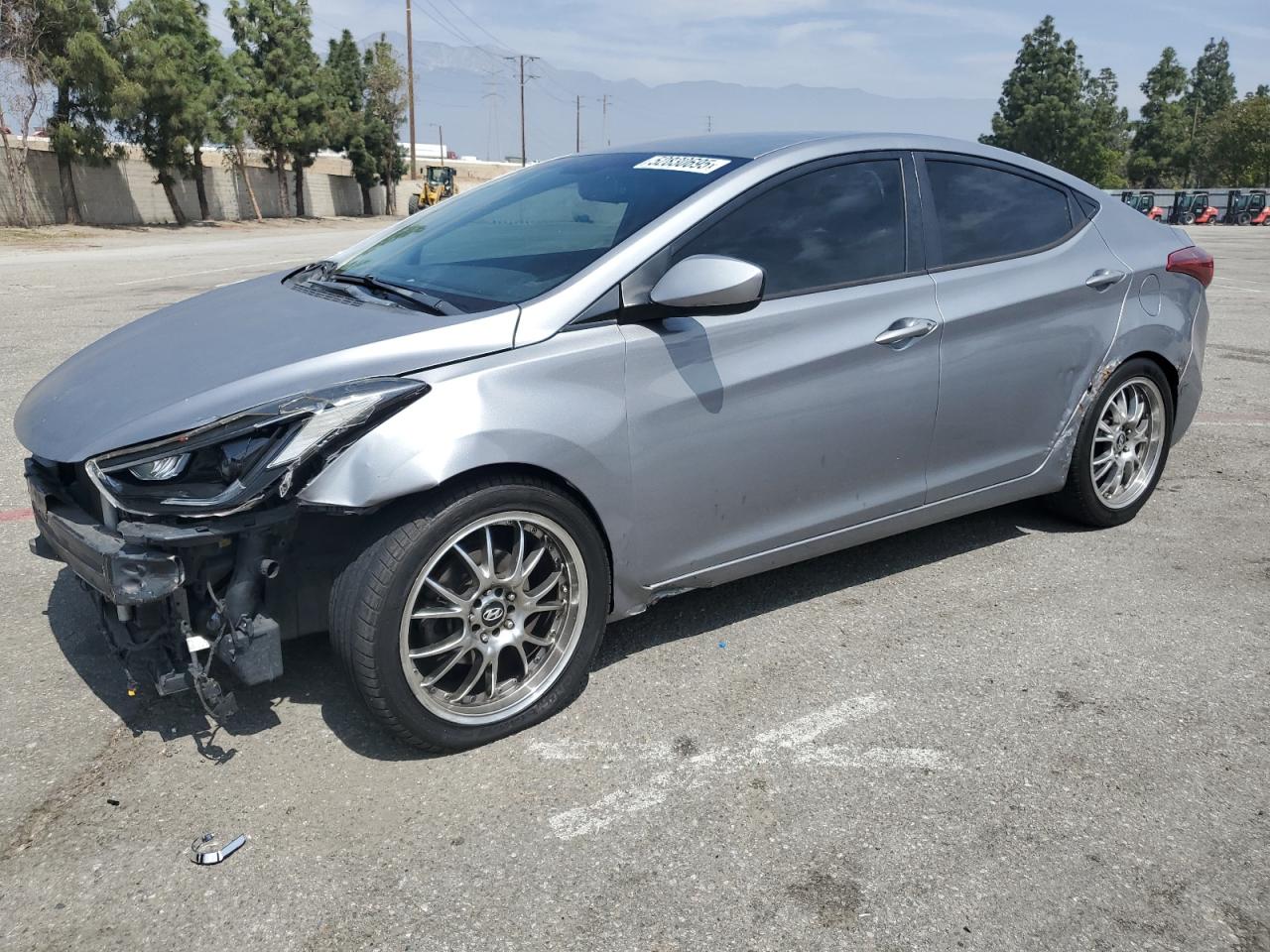 HYUNDAI ELANTRA SE