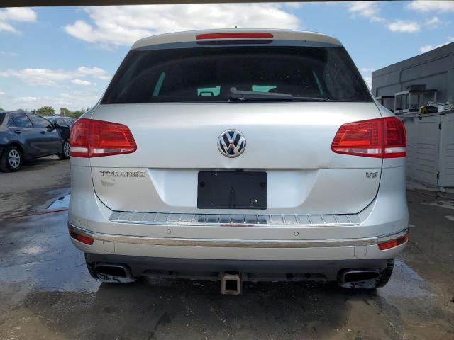 2017 VOLKSWAGEN TOUAREG WO WVGRF7BP9HD002130