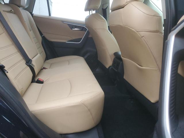2021 TOYOTA RAV4 XLE P - JTMA1RFV2MD071854