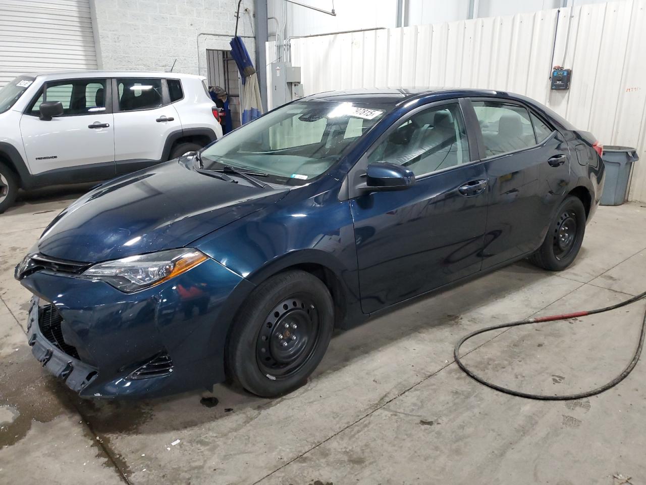 TOYOTA COROLLA L