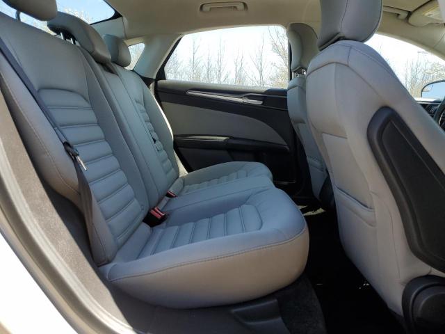 2015 FORD FUSION S - 3FA6P0G77FR194405