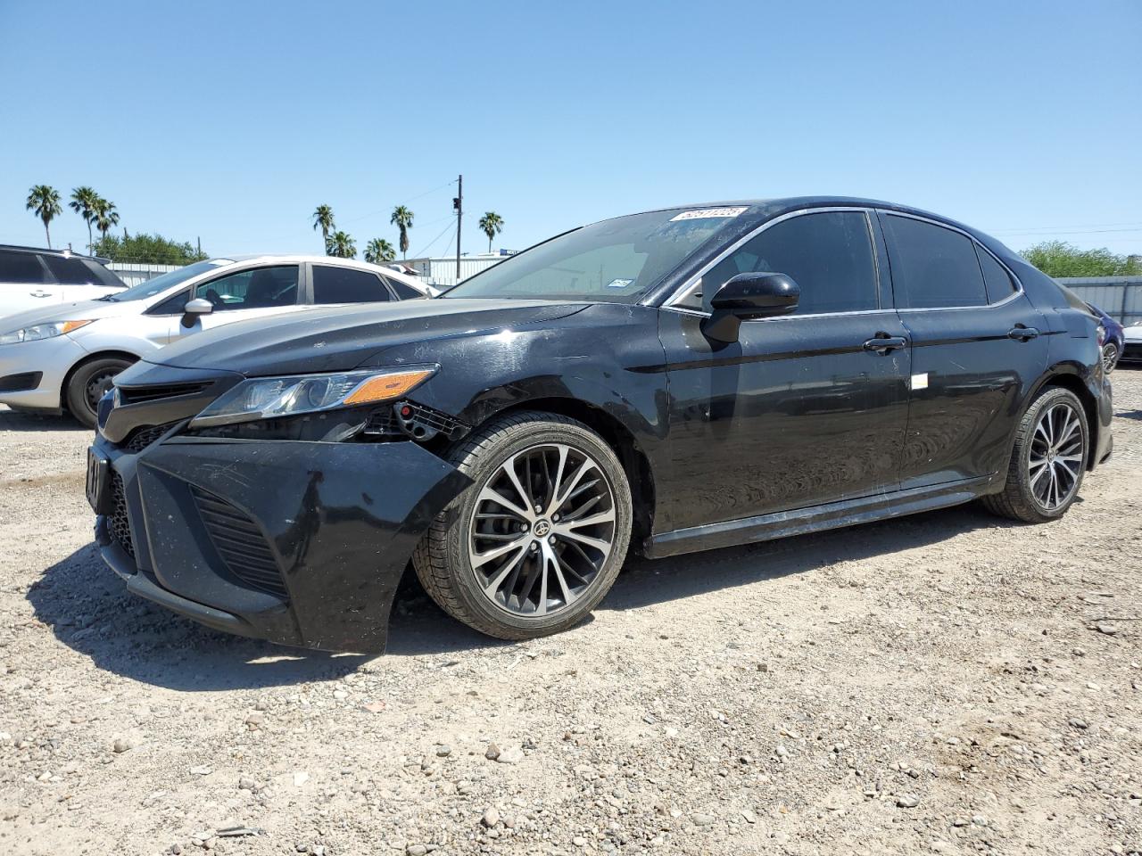 TOYOTA CAMRY SE