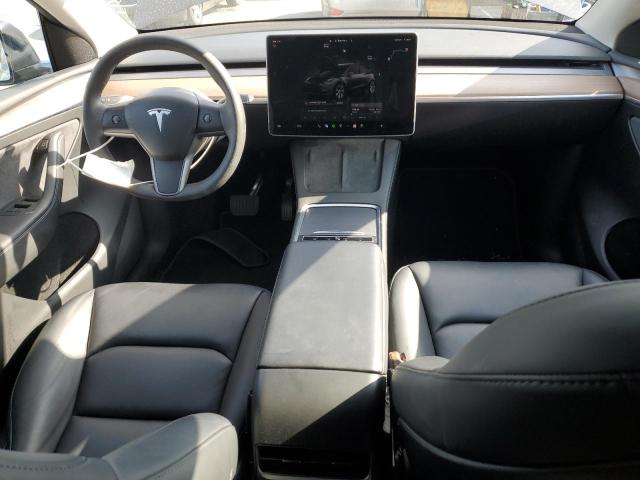 2024 TESLA MODEL Y - 7SAYGAEE0RF021084