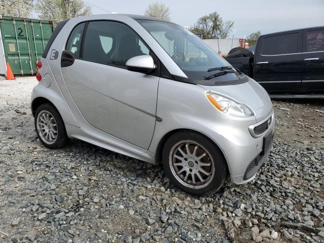 Vin: wmeej9aa7dk710846, lot: 51387655, smart fortwo 20134