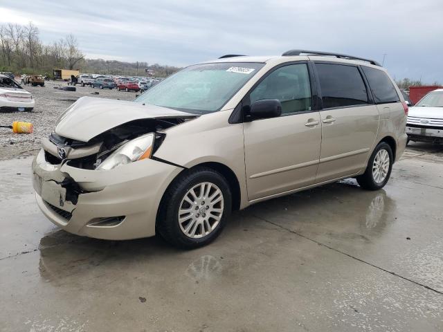 TOYOTA SIENNA CE