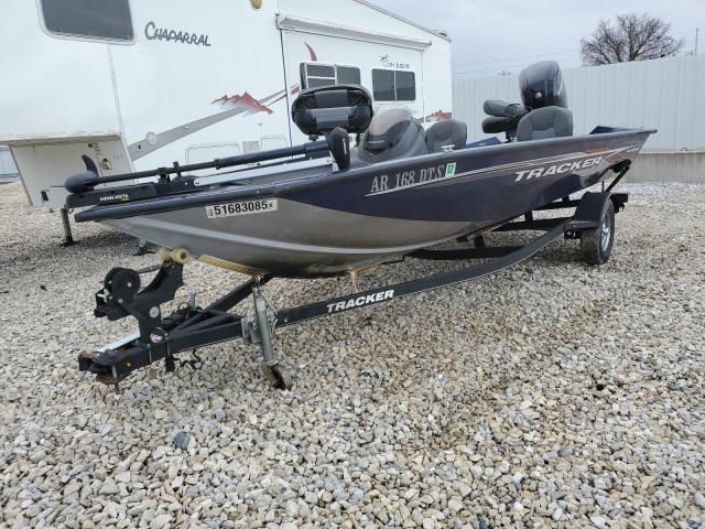 TRACKER BOAT 2020 blue   BUJ25688A020 photo #3