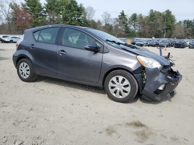 Vin: jtdkdtb37d1057480, lot: 54772335, toyota prius 20134
