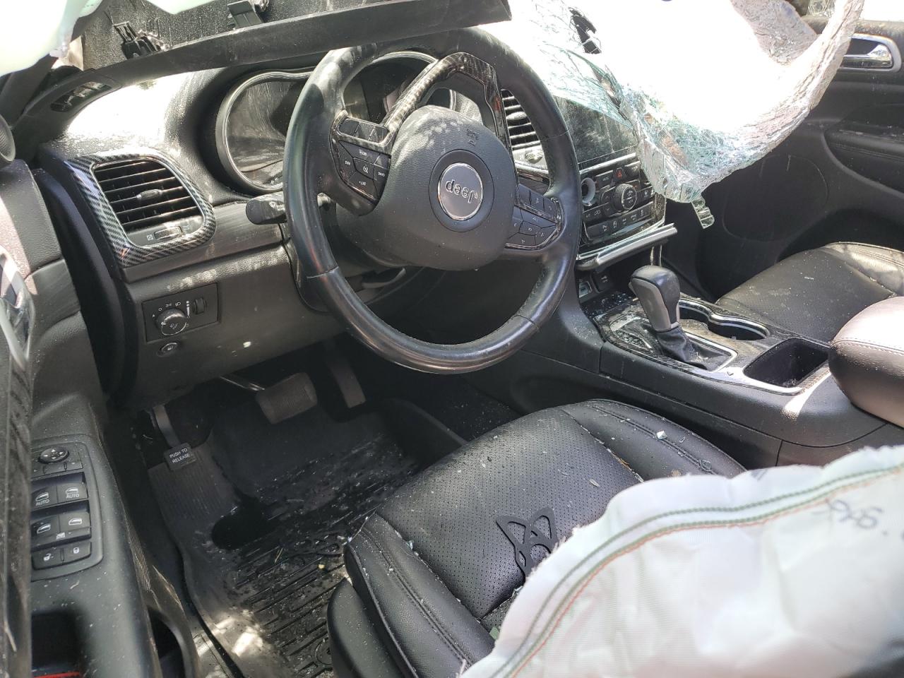 JEEP GRAND CHEROKEE LAREDO