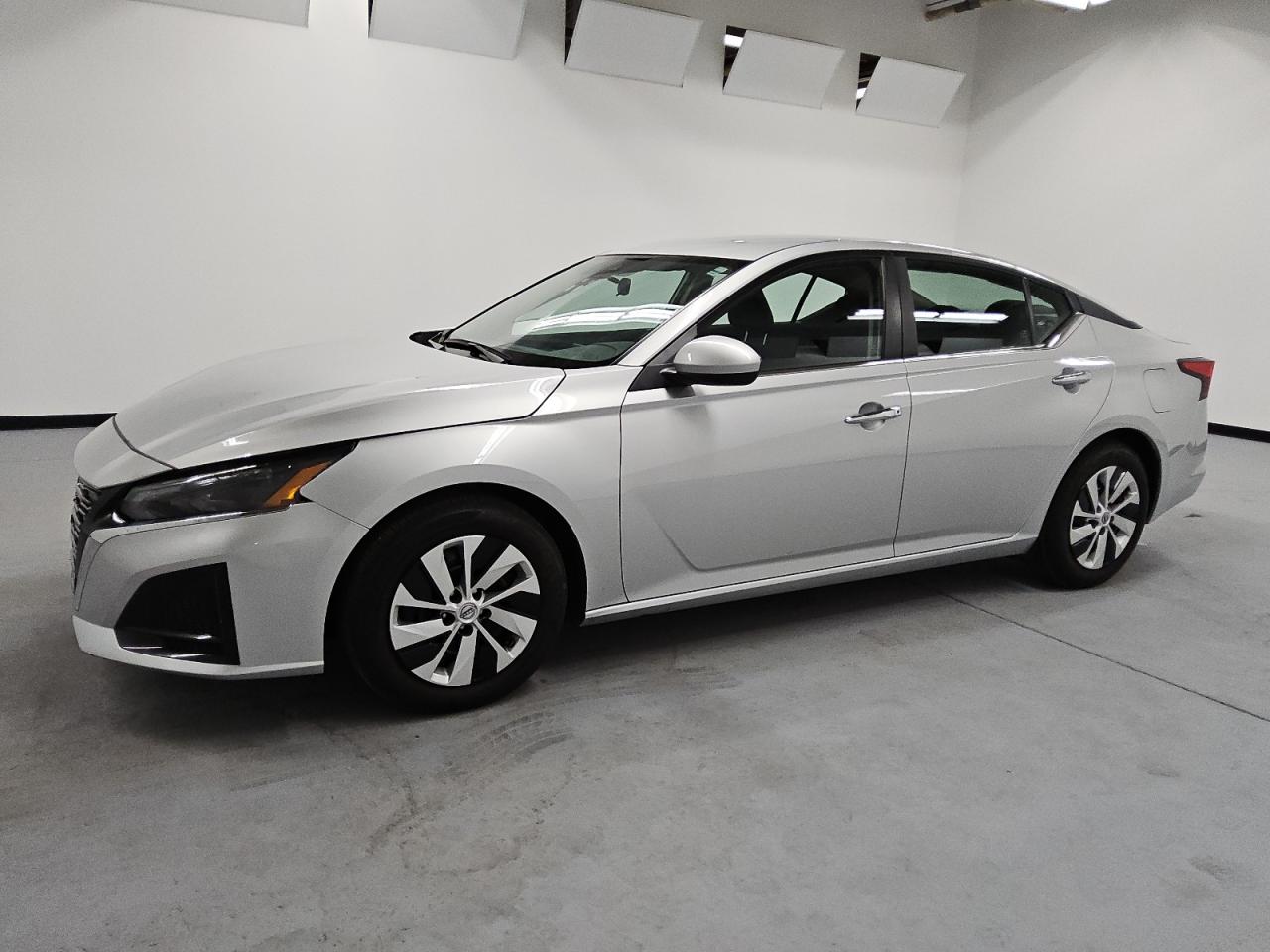NISSAN ALTIMA S
