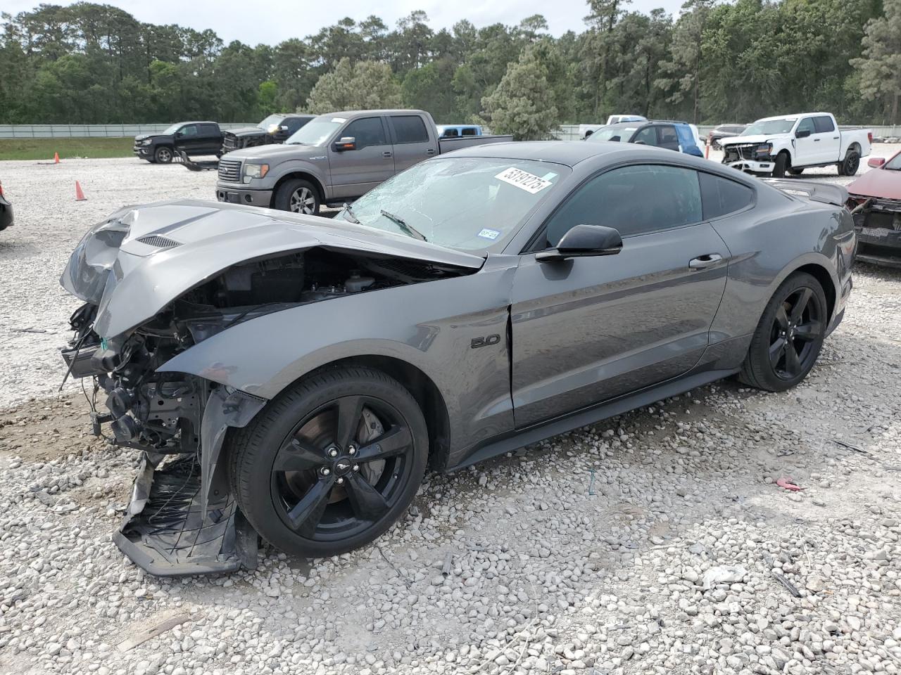 FORD MUSTANG GT