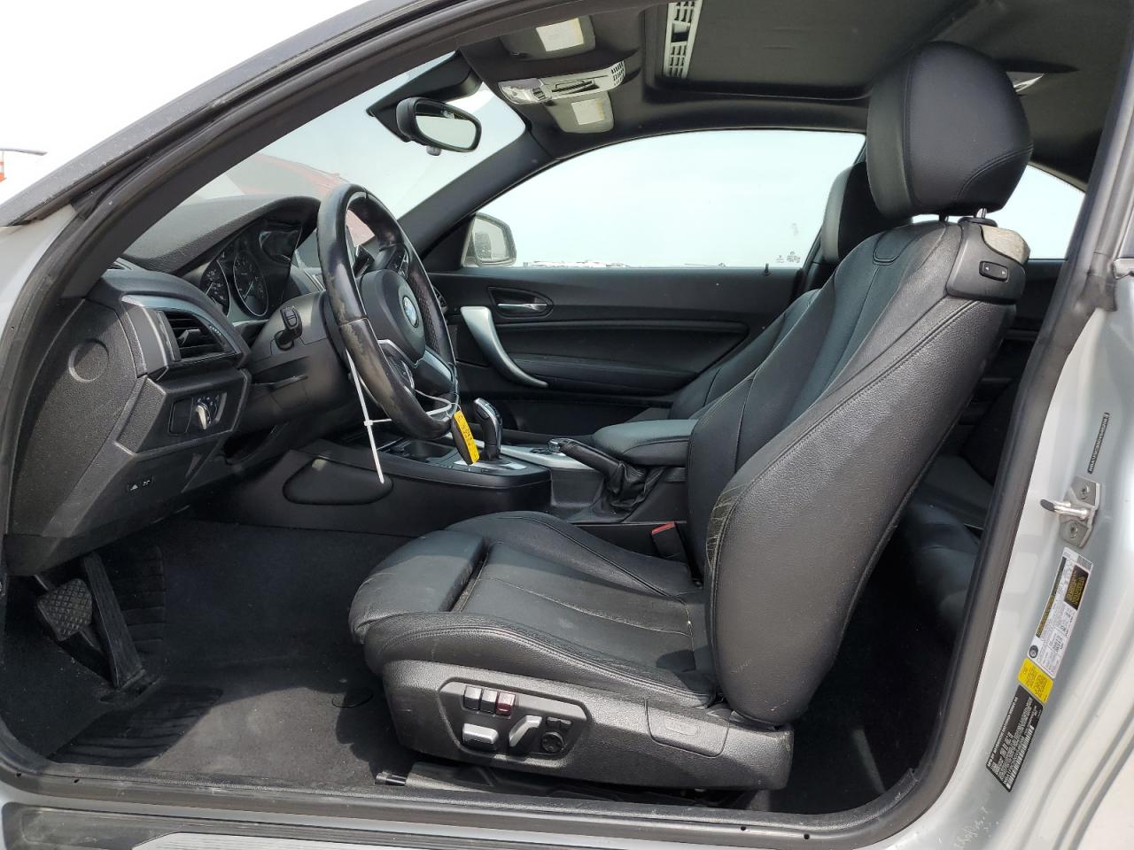 BMW 2 SERIES I SULEV