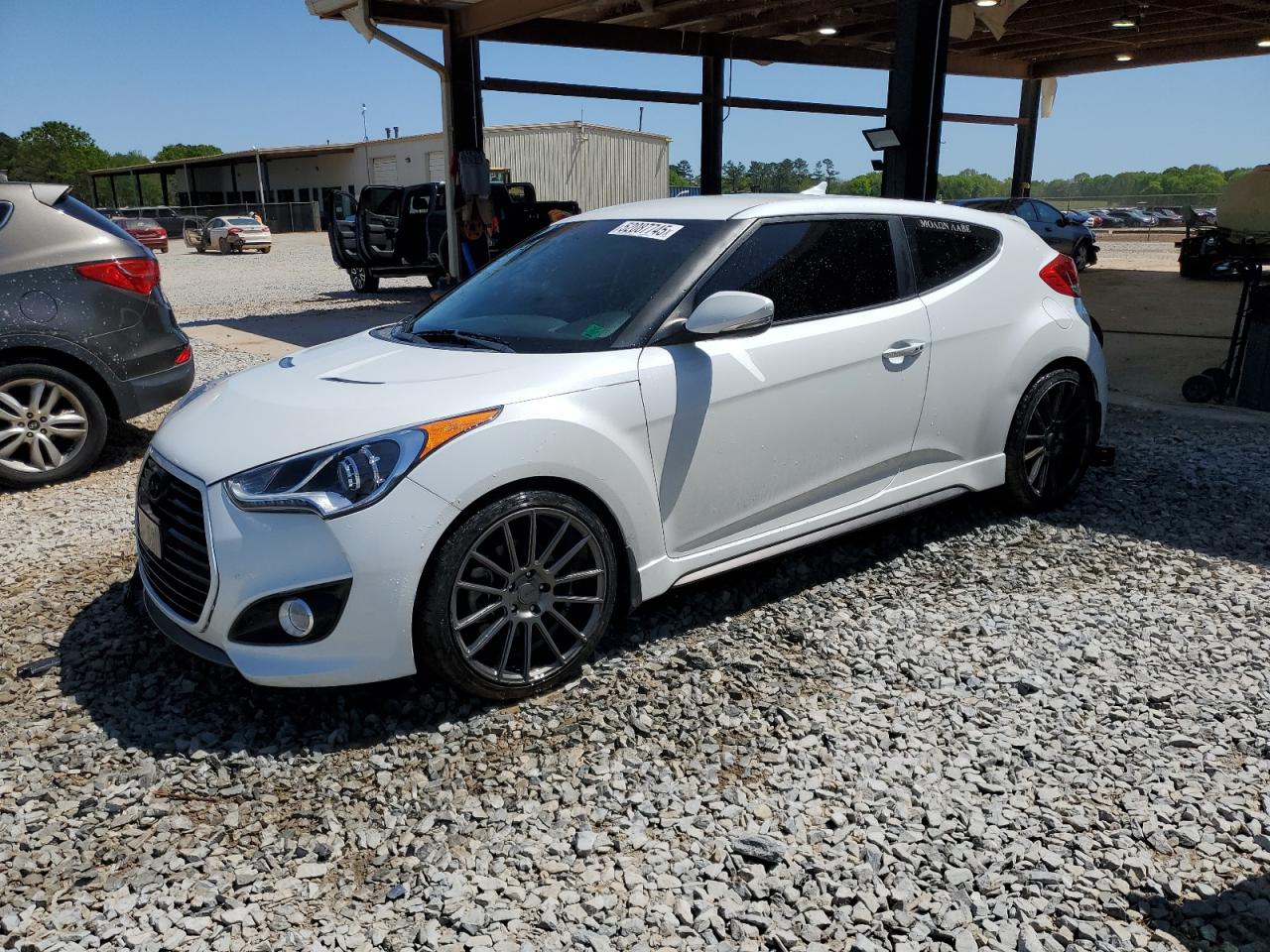 HYUNDAI VELOSTER TURBO