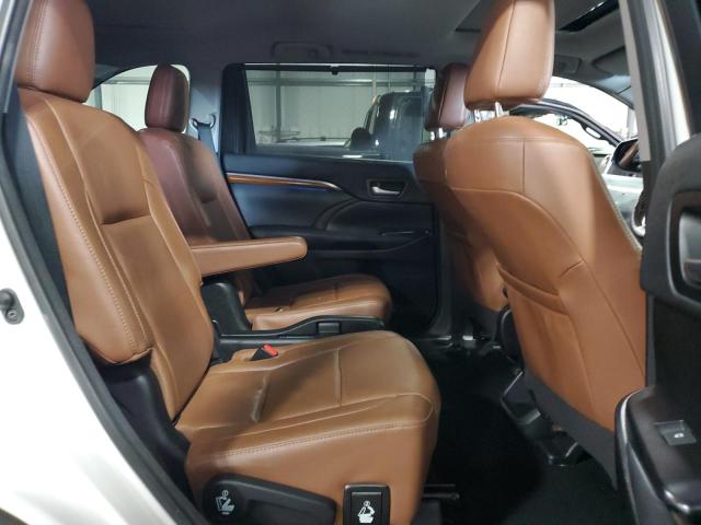 2018 TOYOTA HIGHLANDER - 5TDDZRFH9JS841841