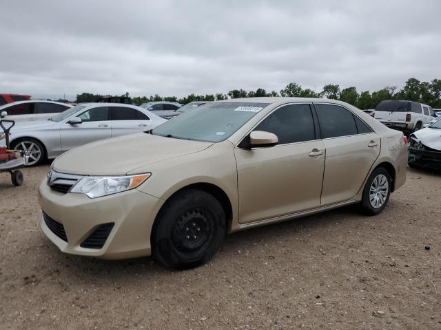 TOYOTA CAMRY BASE