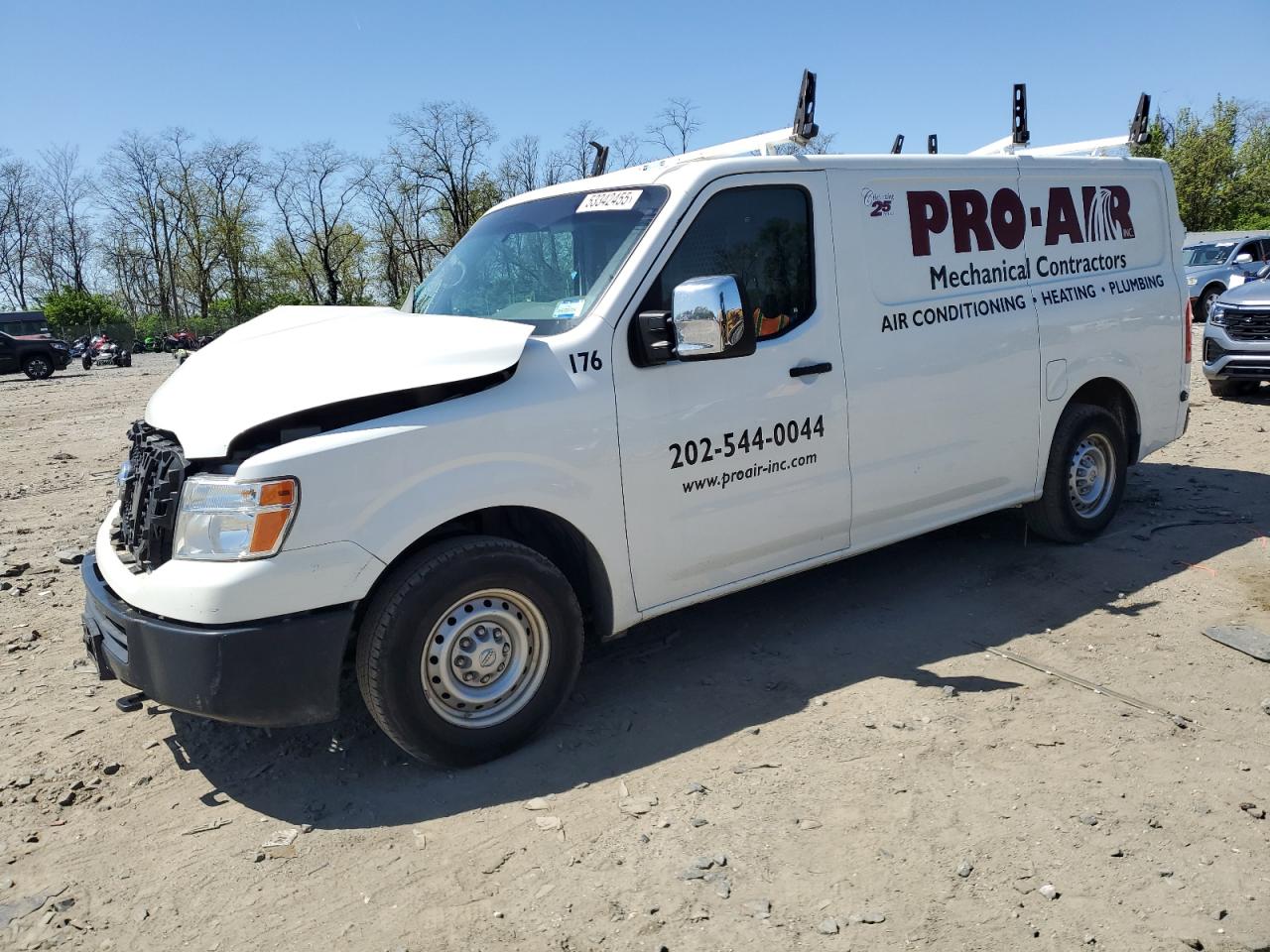 NISSAN NV2500 2500 S
