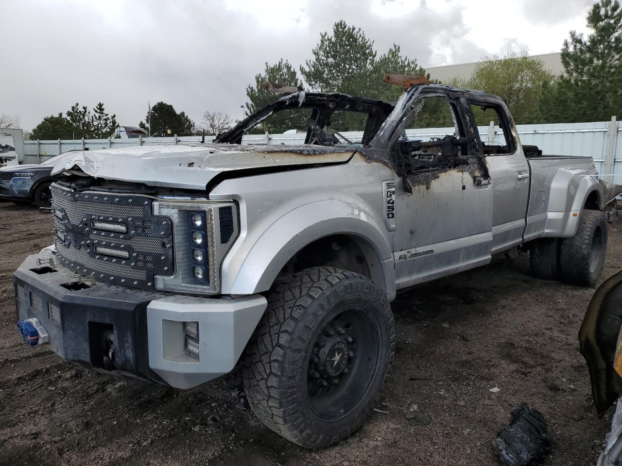 FORD F-450 SUPER DUTY