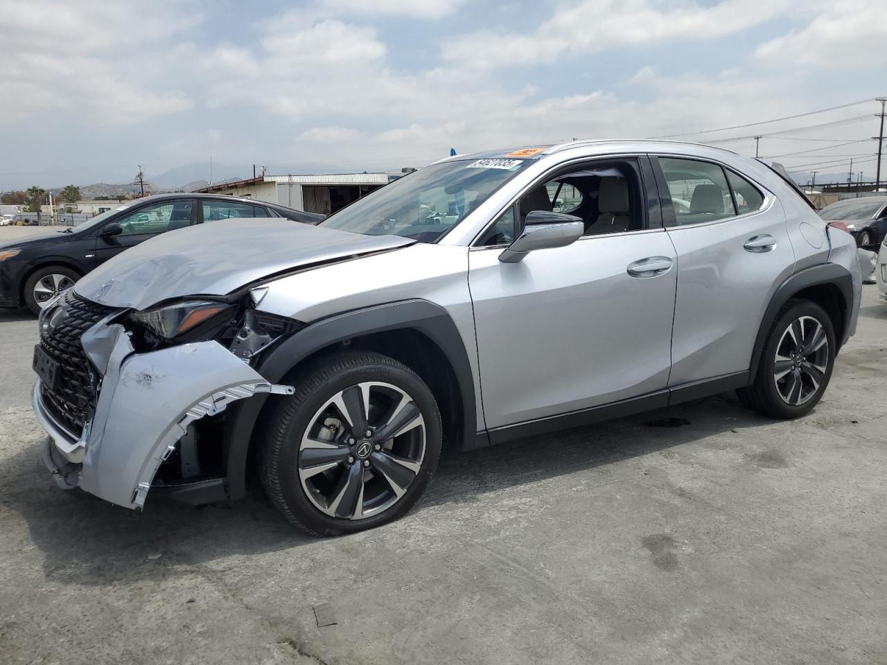 LEXUS UX 250H BASE