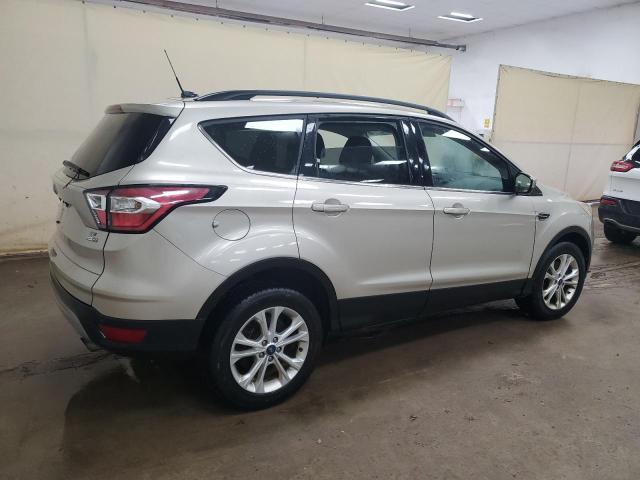 Vin: 1fmcu9gd2hud18801, lot: 52387715, ford escape se 20173