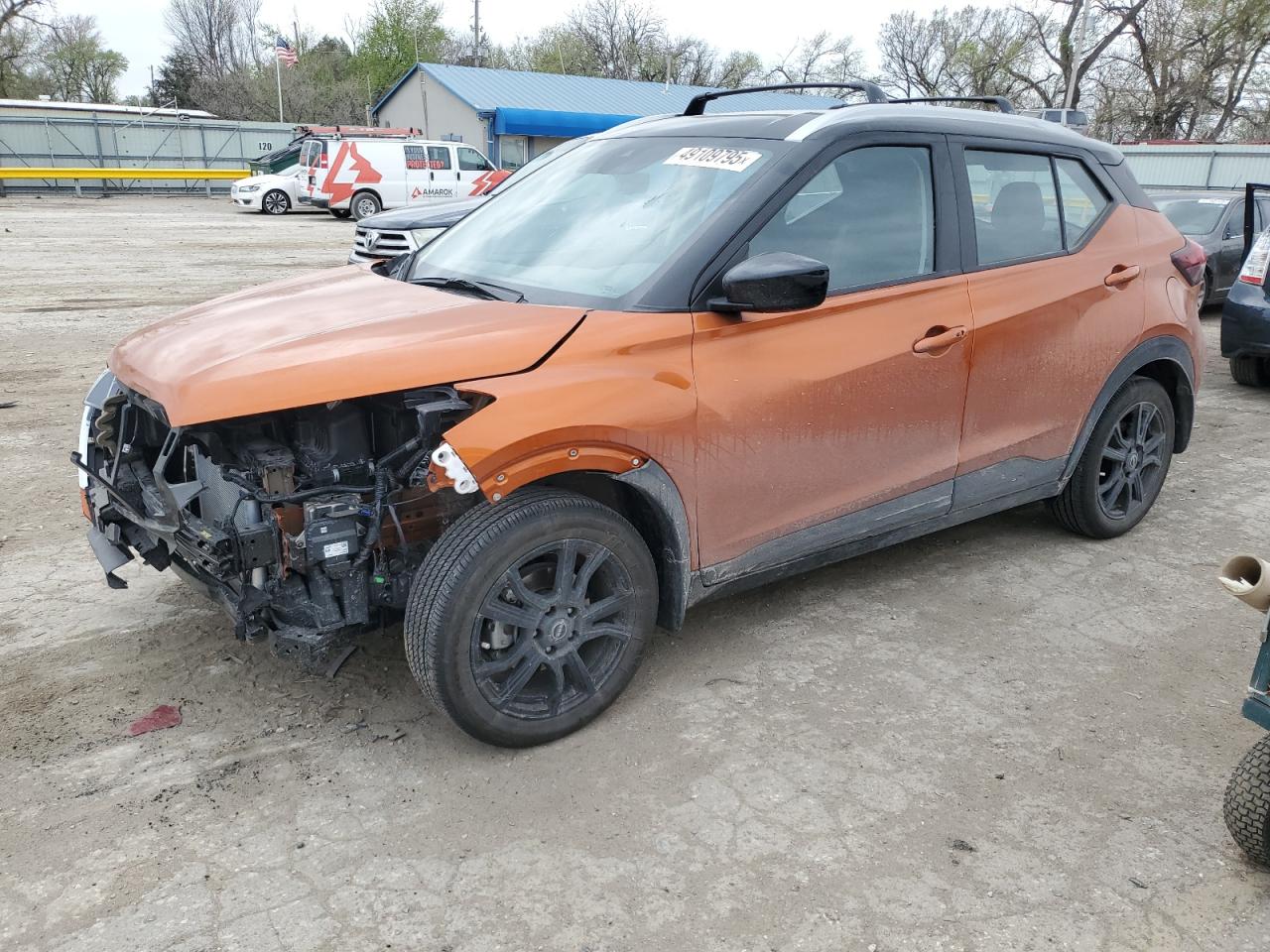 NISSAN KICKS SV