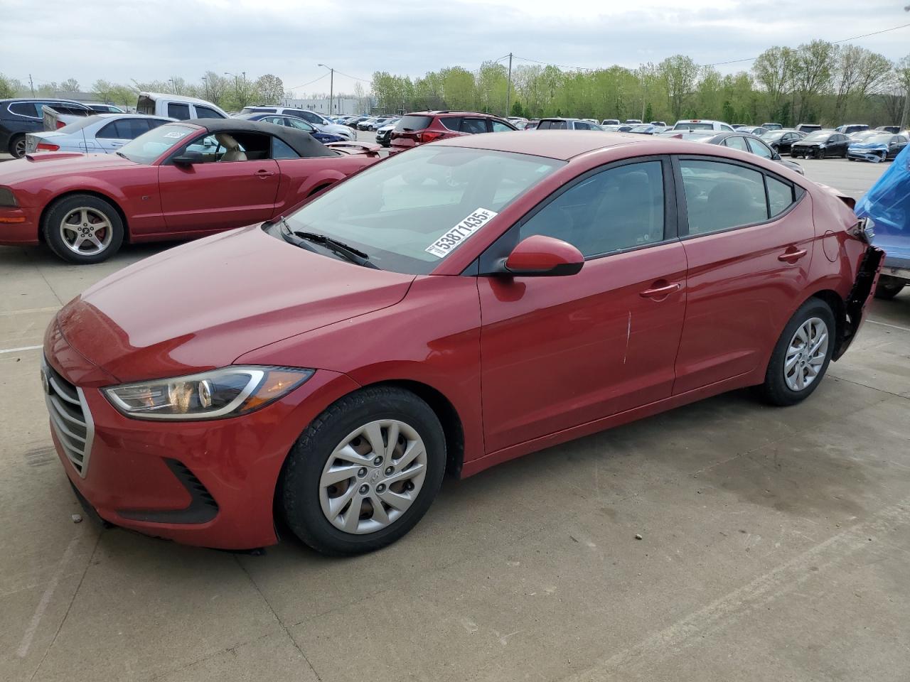 HYUNDAI ELANTRA SE