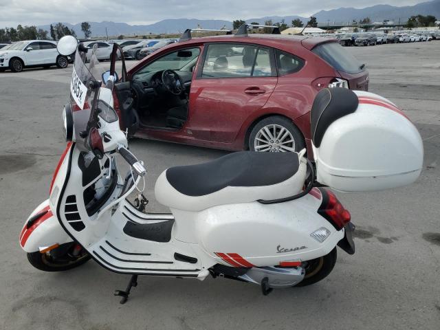 VESPA GTS 300 2022 white   ZAPMA39M6N5202680 photo #4