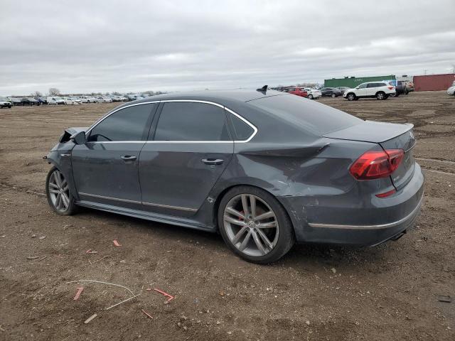 2017 VOLKSWAGEN PASSAT R-L 1VWDT7A35HC056307