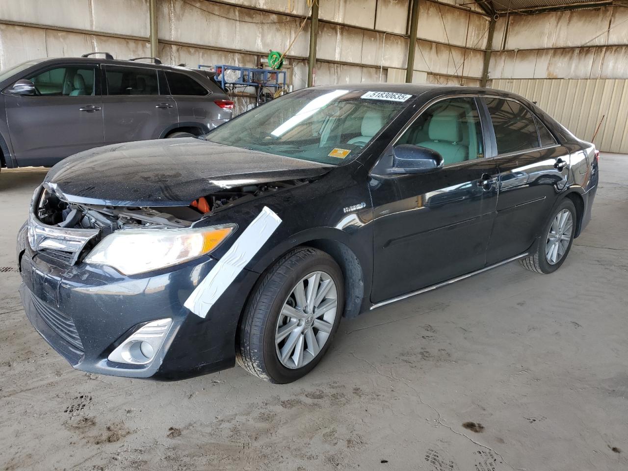 TOYOTA CAMRY HYBRID