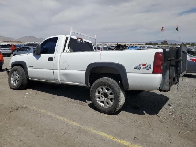 CHEVROLET SILVERADO 2003 white pickup gas 1GCGC24U83Z103617 photo #3