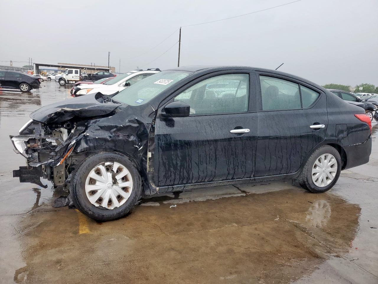 NISSAN VERSA S