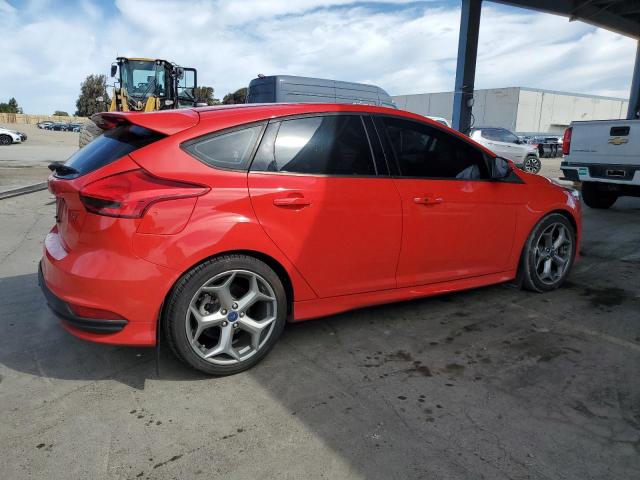 FORD FOCUS ST 2017 red  gas 1FADP3L93HL308577 photo #4