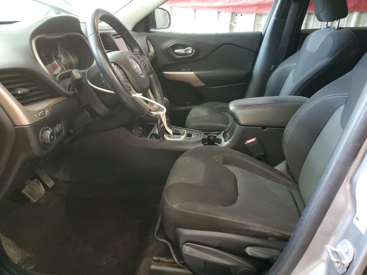 JEEP GRAND CHEROKEE LATITUDE