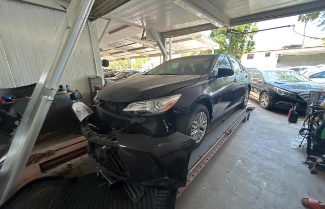 Vin: 4t1bf1fk3hu349322, lot: 54959135, toyota camry le 20172
