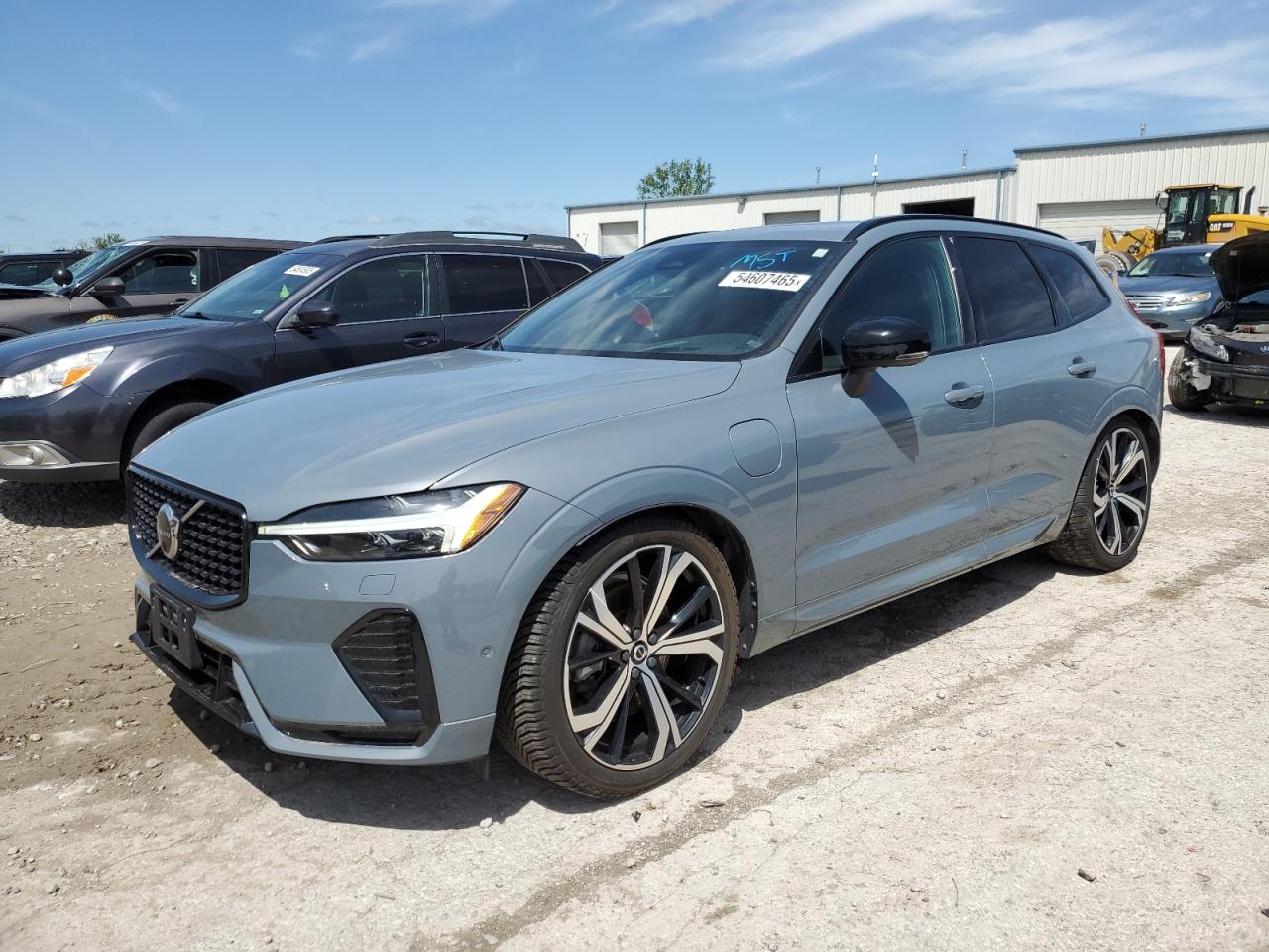VOLVO XC60 T8 RECHARGE R-DESIGN