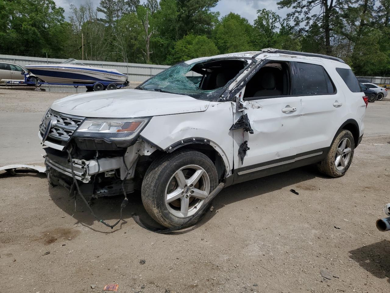 FORD EXPLORER XLT