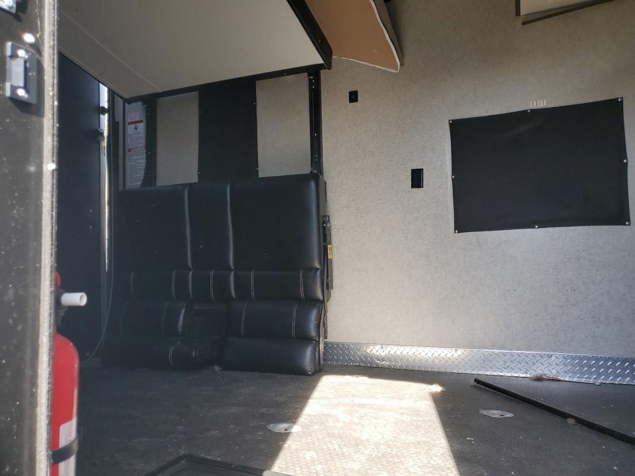 Lot #3220446346 2018 CHEROKEE BY FOREST R ALPHA WOLF