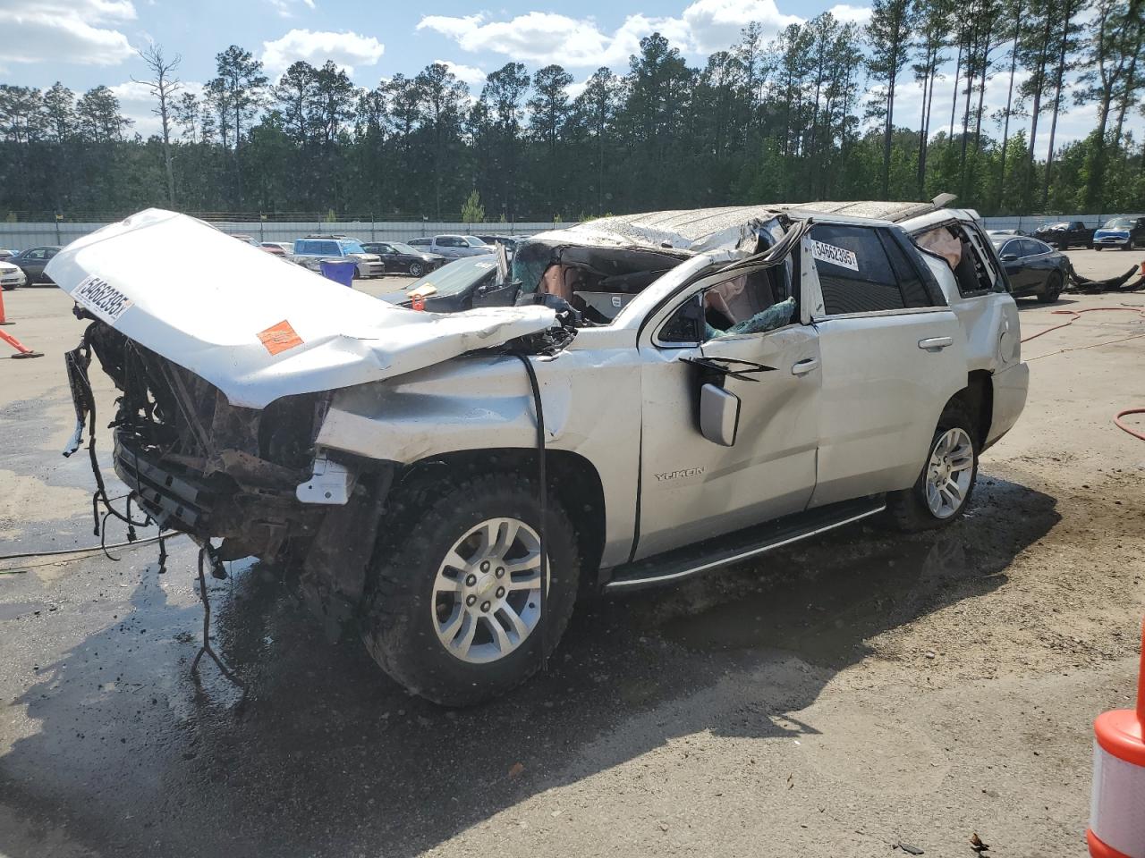 GMC YUKON SLE